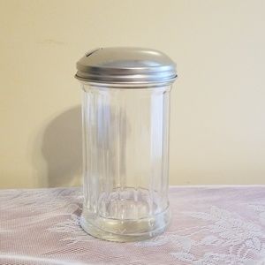 Retro style sugar dispenser NWOT